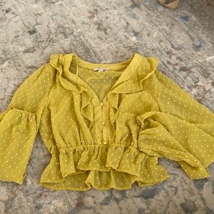 NWOT Yellow boutique top